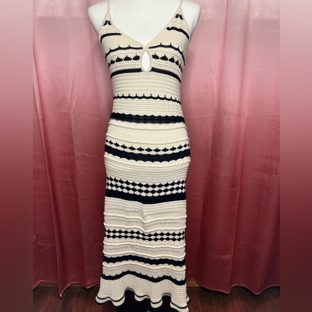 H&M Black and Cream Striped Midi Dress